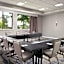 Sheraton Grand Rapids Airport Hotel