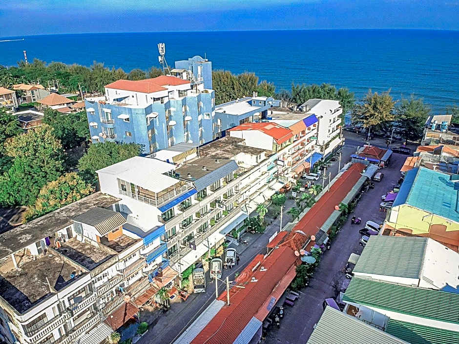 The BEACH CHA AM Suites