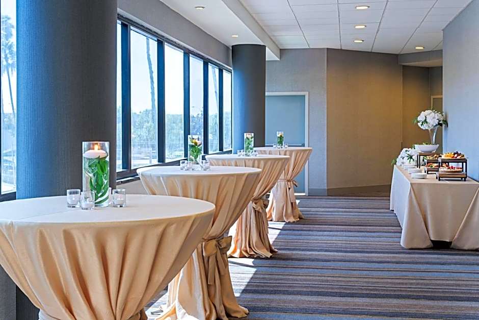 Holiday Inn Los Angeles Gateway - Torrance by IHG