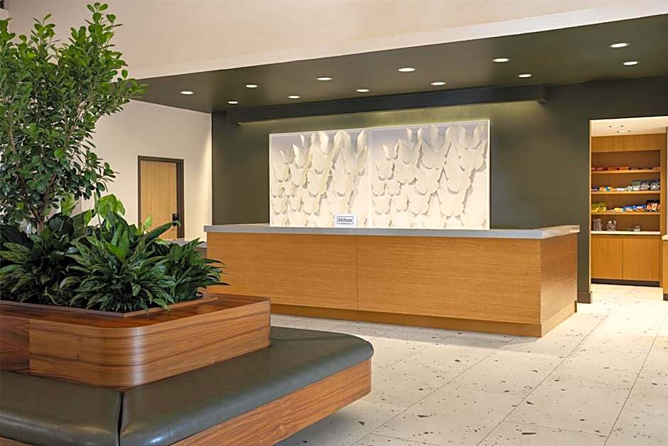 Embassy Suites by Hilton Cincinnati Northeast Blue Ash