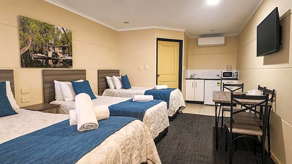 Balranald Club Motel