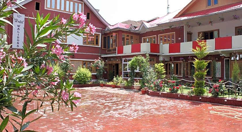 Walisons Hotel