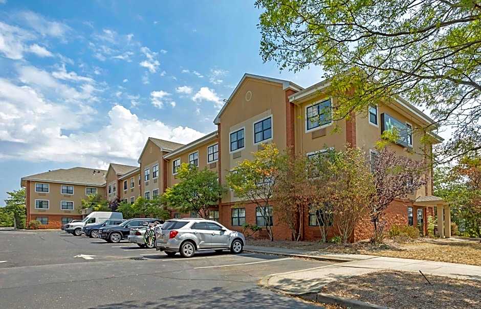 Extended Stay America Suites - Long Island - Bethpage