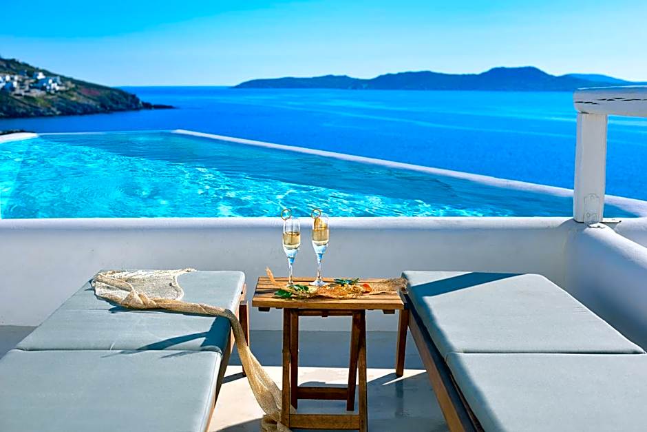 Amazon Resort and Spa, a member of Mykonos Highlights