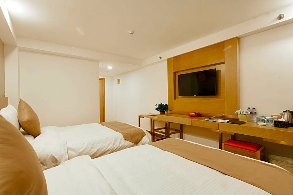 GreenTree Inn Jinzhong Pingyao City South Railway Station Express Hotel