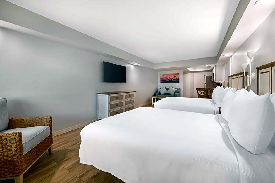 Photo 1 of 4 of 2 Queen Beds with Sofabed, Accessible, Roll in Shower, Ground Floor
