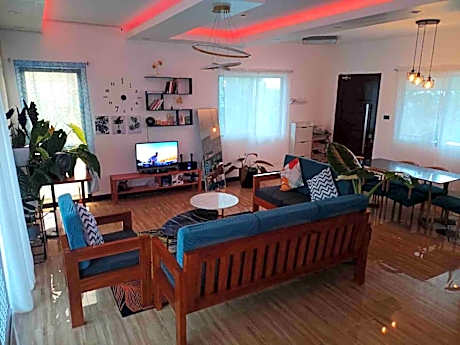 Canlaon City Modern Loft Farmhouse Staycation