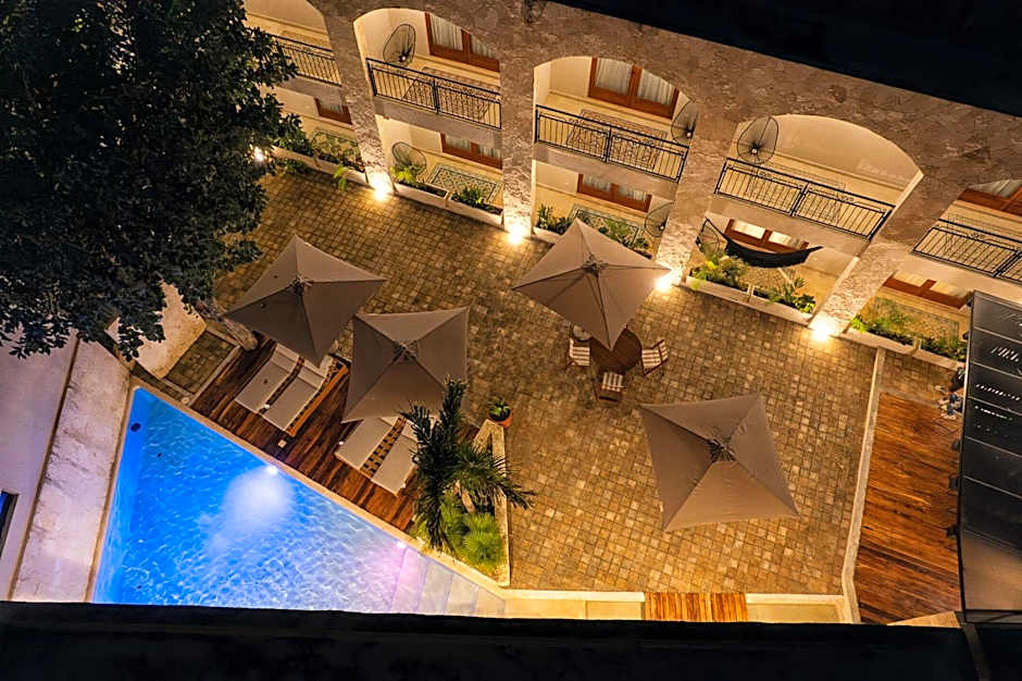 Los Frailes Concept Hotel