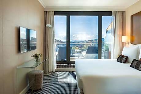 Penthouse Terrace Suite