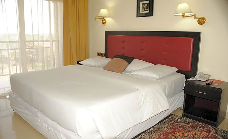 Monty Suites Calabar
