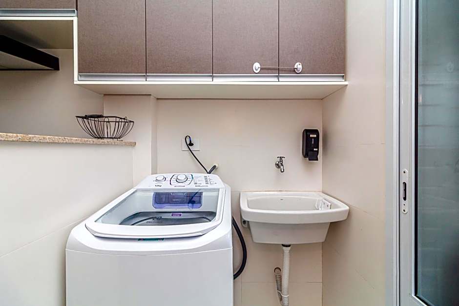 Piemax Praia Grande - 100m PRAIA do BOQUEIRÃO e CENTRO - Vista MAR - Varanda GOURMET com CHURRASQUEIRA privativa - AR CONDICIONADO em todos os ambientes - Wi-Fi 600 Mbps - HOME OFFICE- Vaga de Garagem - Acomoda até 6 pessoas