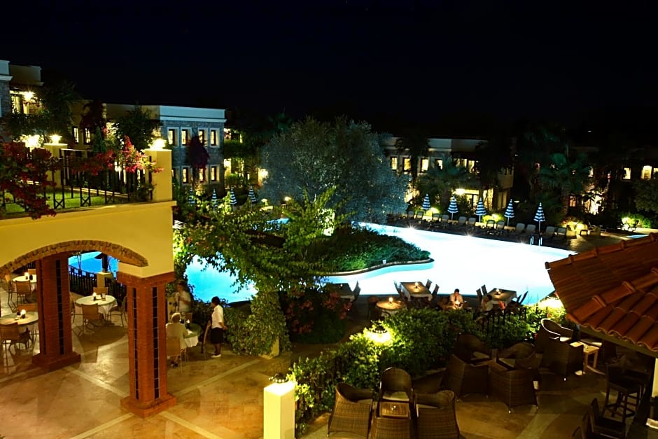 Zeytinada Hotel