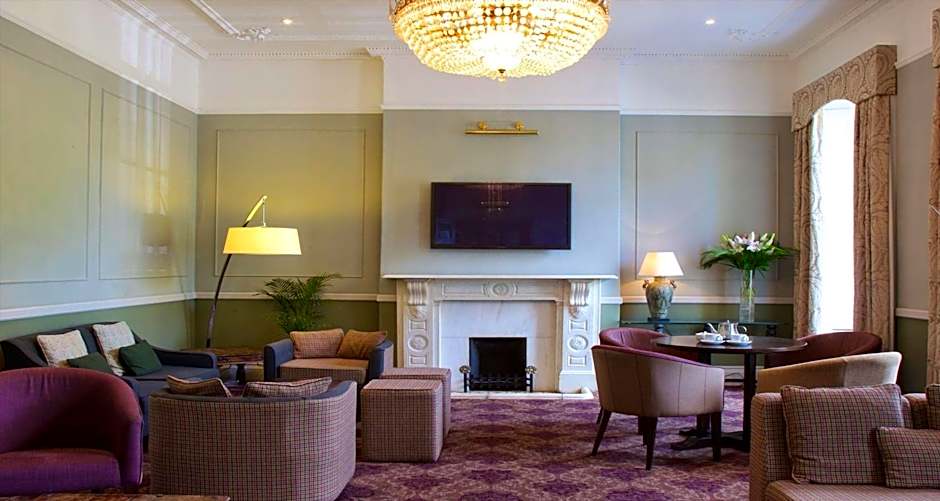 London Chigwell Prince Regent Hotel, BW Signature Collection