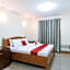 RedDoorz @ Golden Park Inn La Union