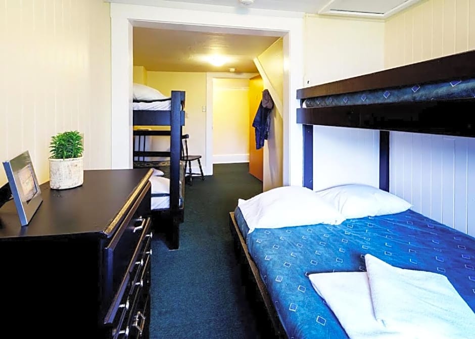 HI Penticton - Hostel