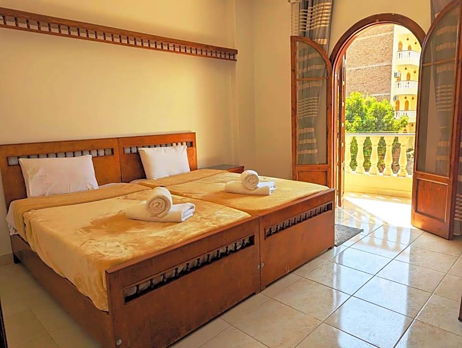 Mikhaila Guest House