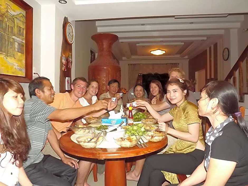 Hoang Thu Hostel
