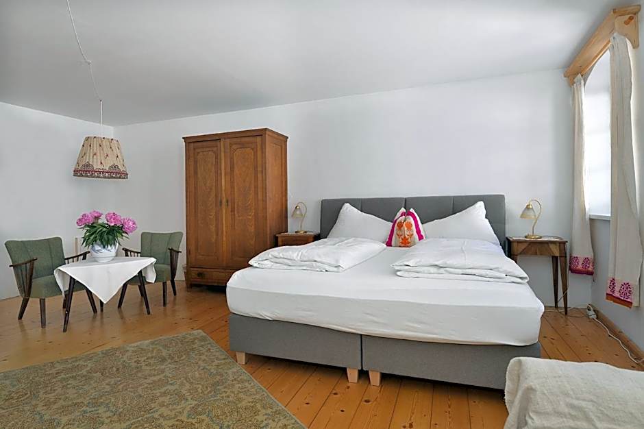 Gasthof Simony Hallstatt B&B