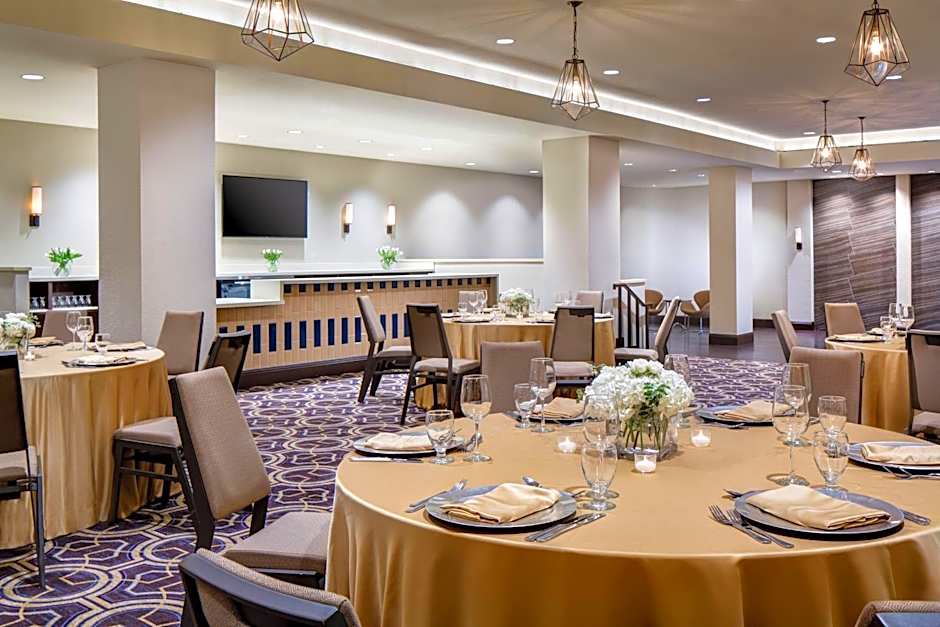 Sheraton Dfw Airport Hotel