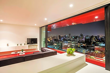 1866 Court and Suites Hotel