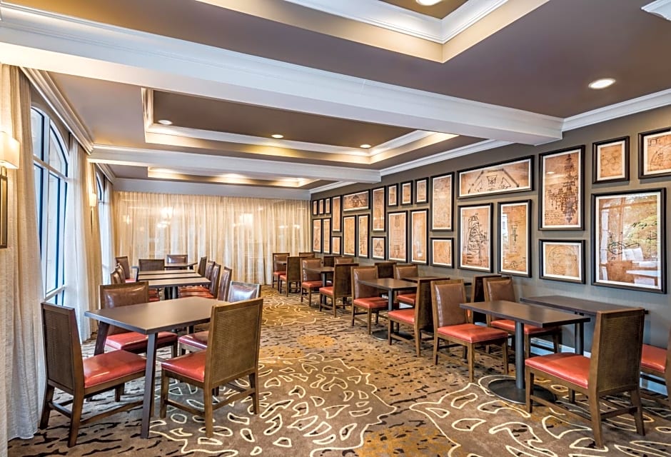 Courtyard by Marriott Charleston Historic District