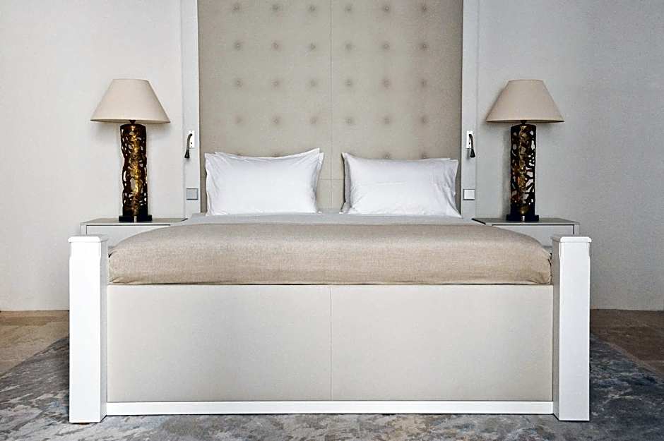 Palacio Can Marques by Puro