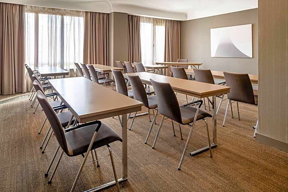 AC Hotel by Marriott Iberia Las Palmas