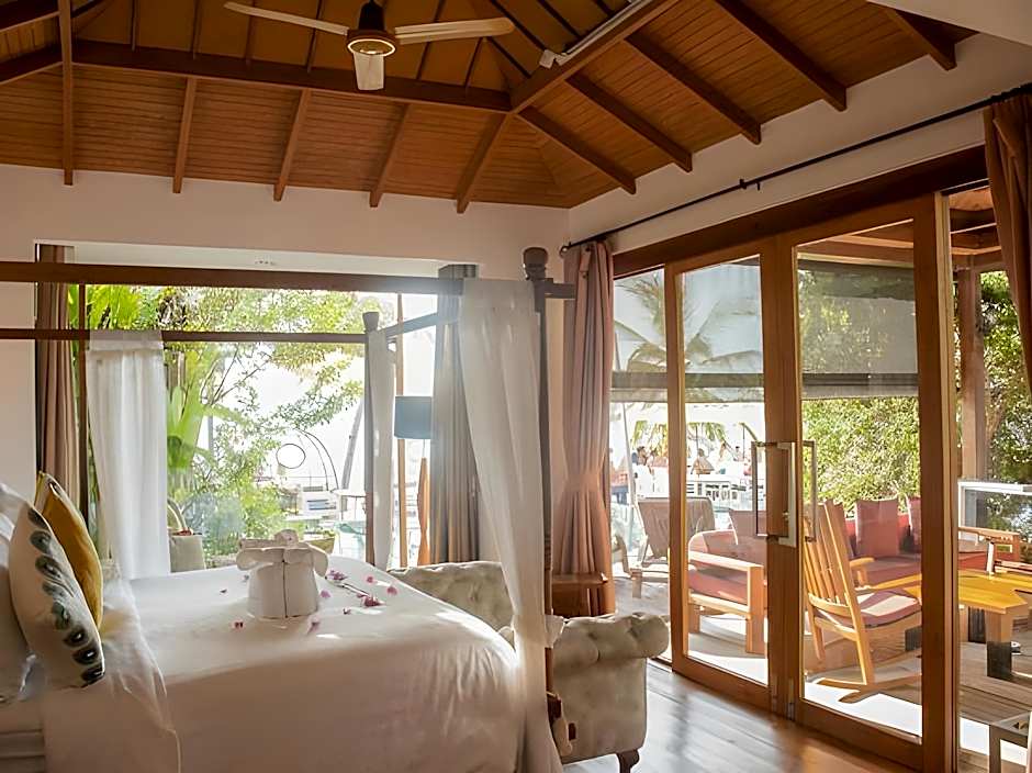 Tango Luxe Samui Beach Villa (SHA Plus)