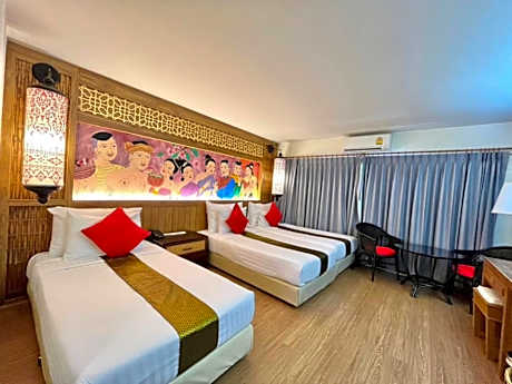 Executive Deluxe Triple Room
