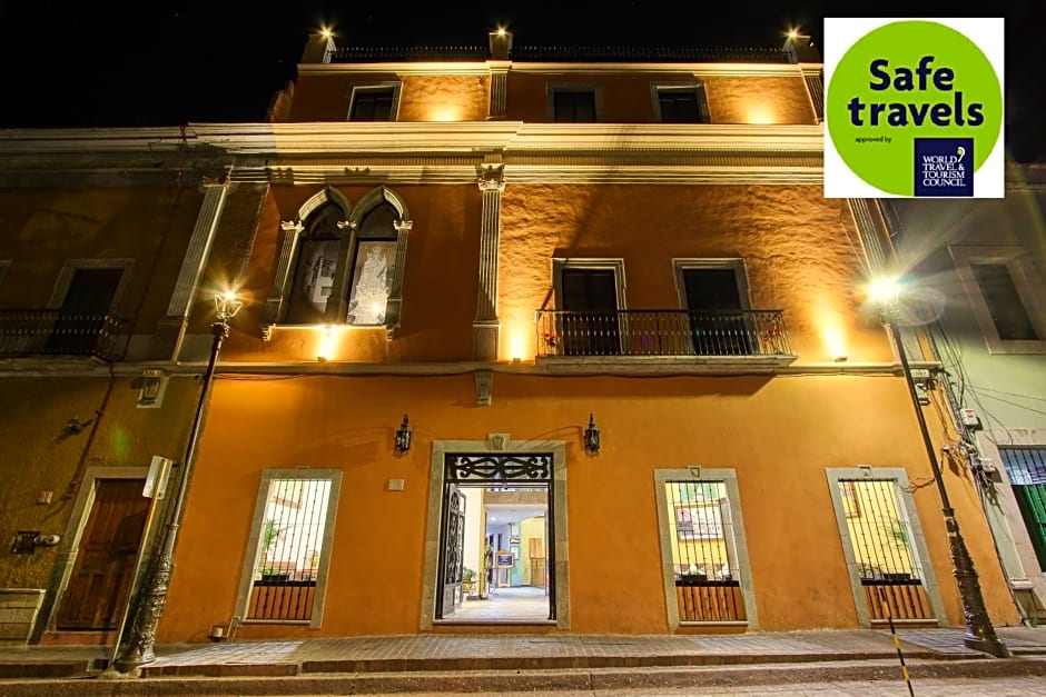 Hotel Mansion del Cantador