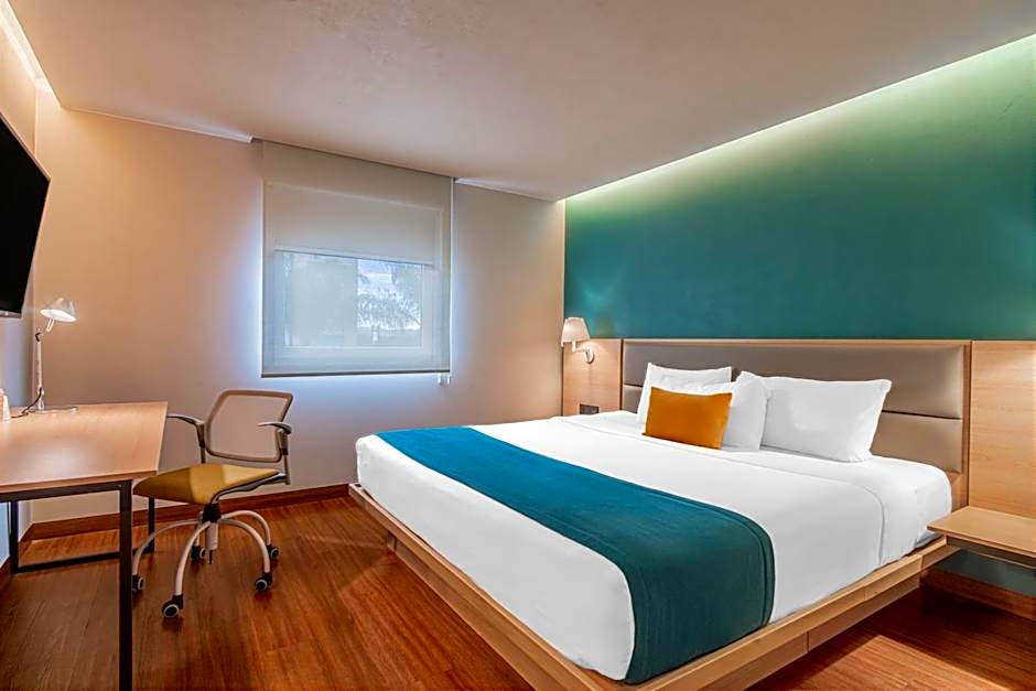 City Express Suites by Marriott Queretaro