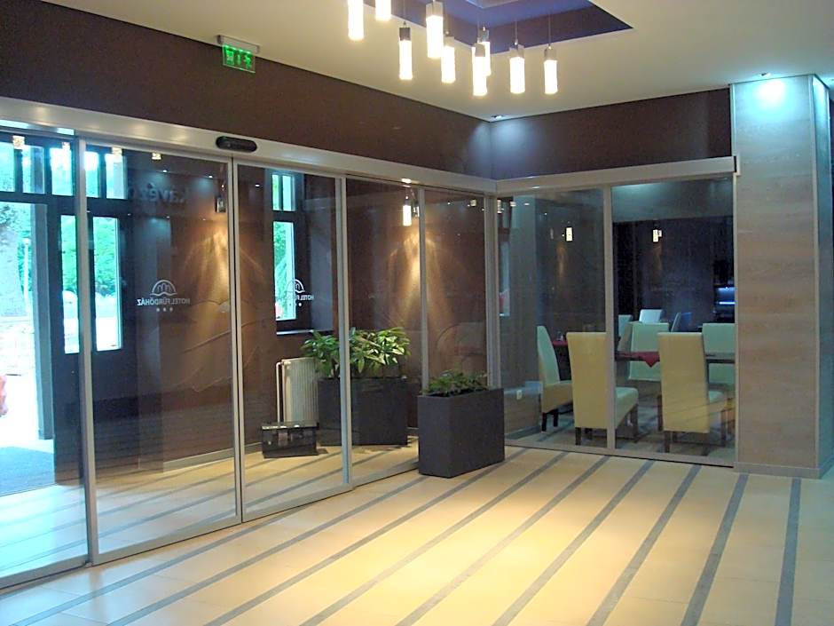 Hotel Fürdőház