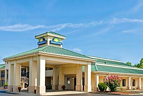 Days Inn by Wyndham Covington