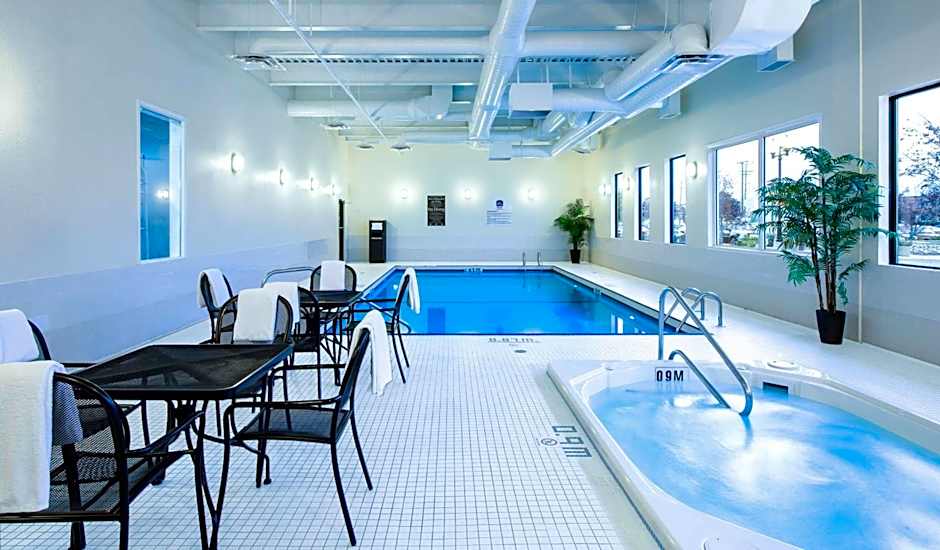 Best Western Plus Winnipeg Airport Hotel