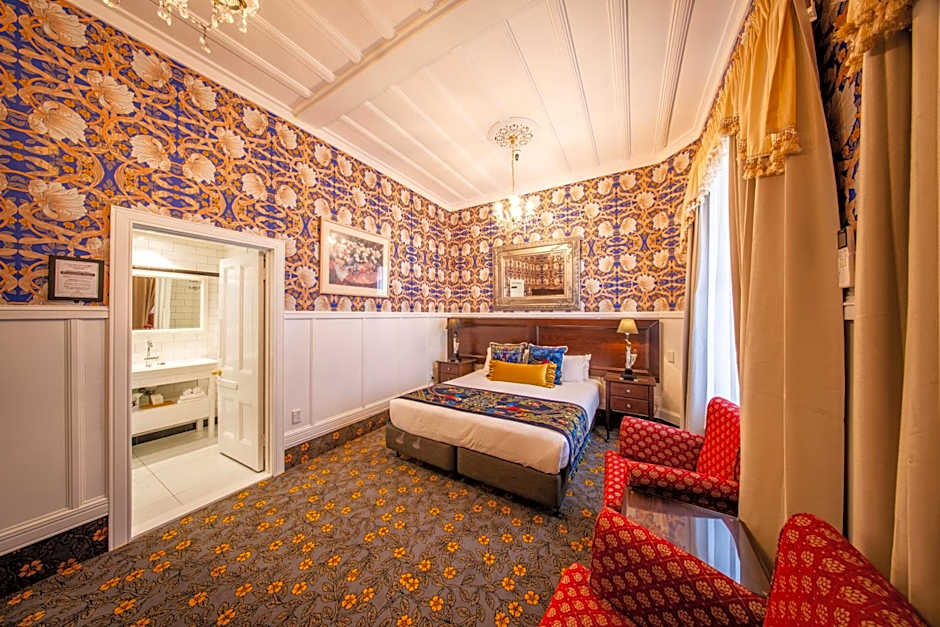 Prince's Gate Hotel