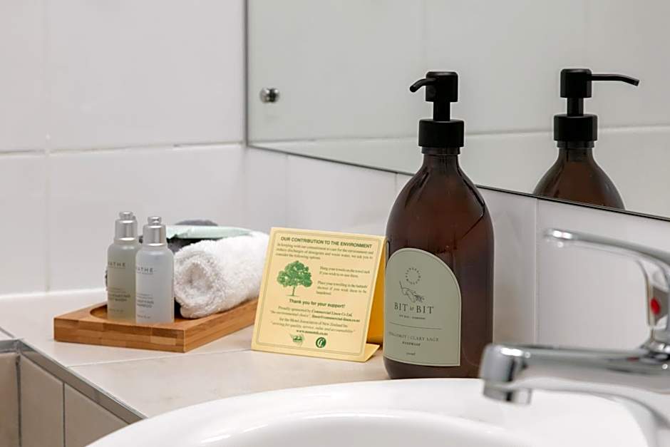 Ocean Beach Motor Lodge