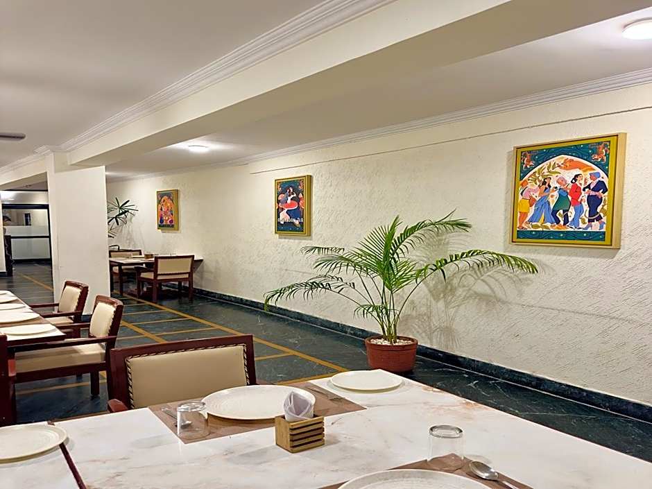 Hotel Himalaya Haridwar @ Har Ki Pauri Road