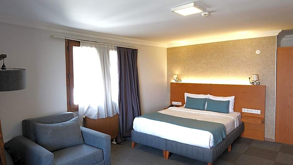 VARYANT HOTEL
