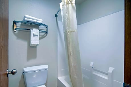 3 Queen Beds, Nonsmoking