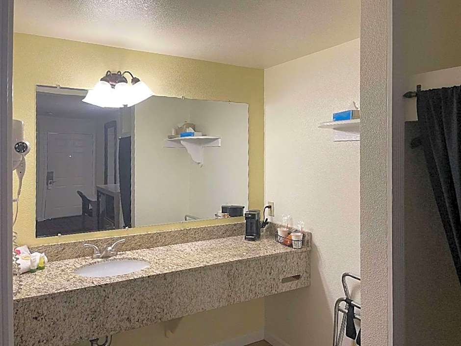 The Inn at Baechtel Creek