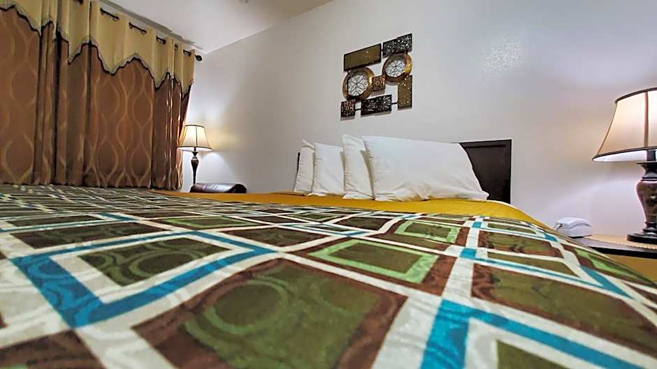 Motel West