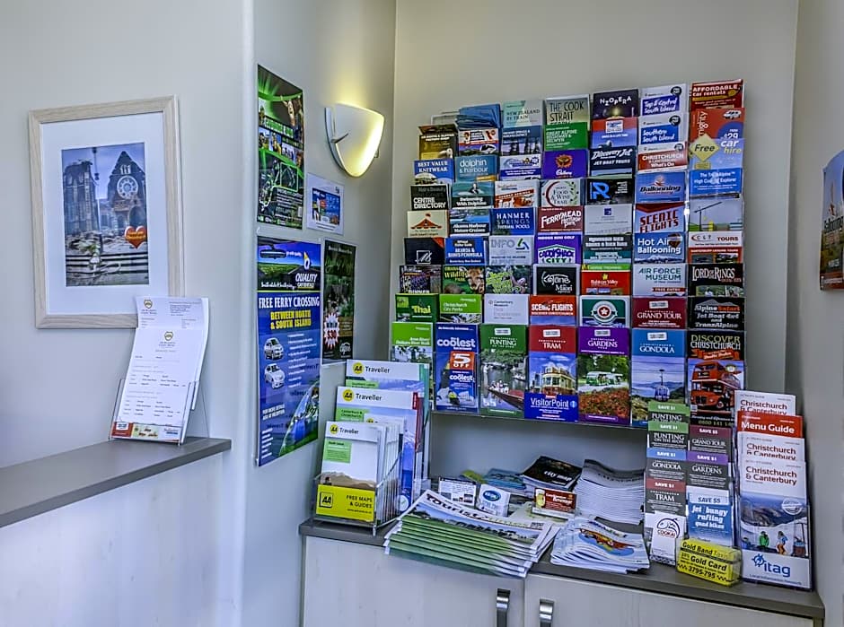 166 Majestic Court Motel