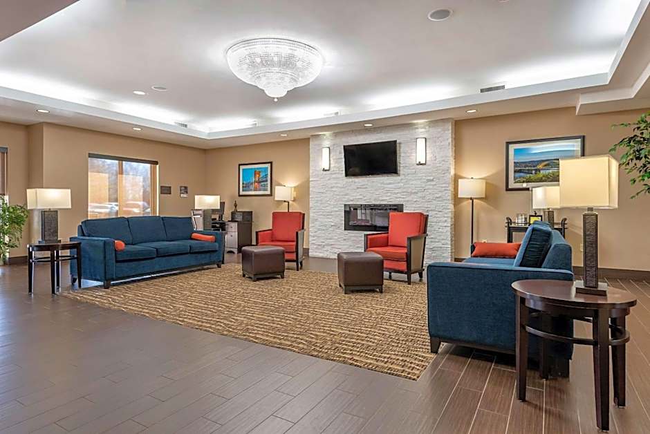 Holiday Inn Express & Suites Hebron - Cincinnati Airport by IHG