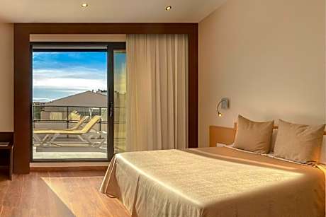 Junior Suite with Terrace (2 Adults + 1 Child)