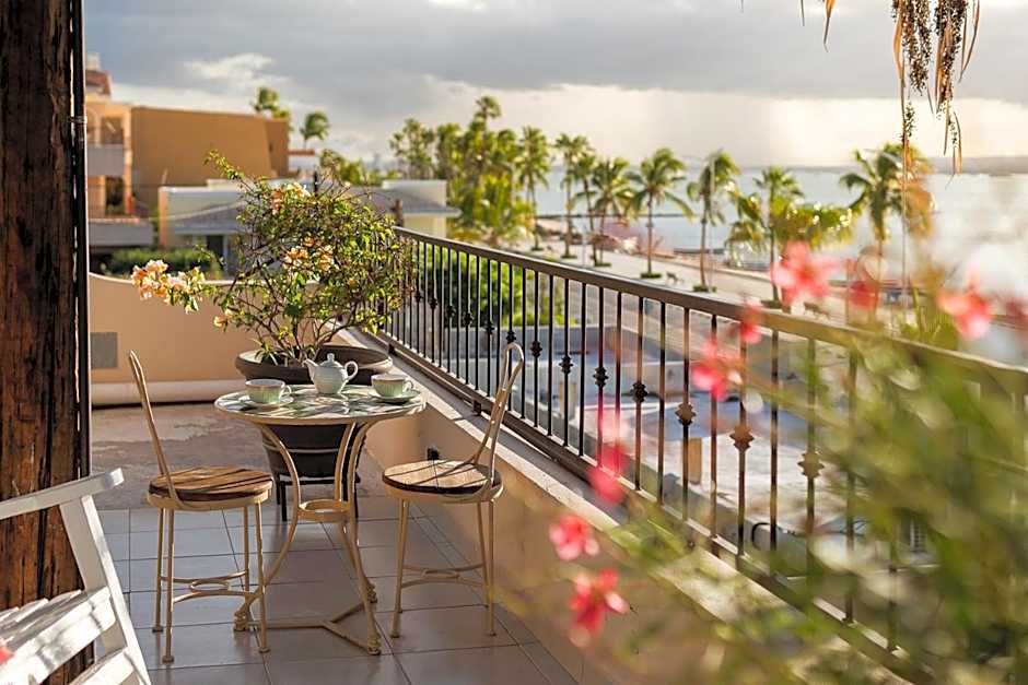 Posada de las Flores La Paz