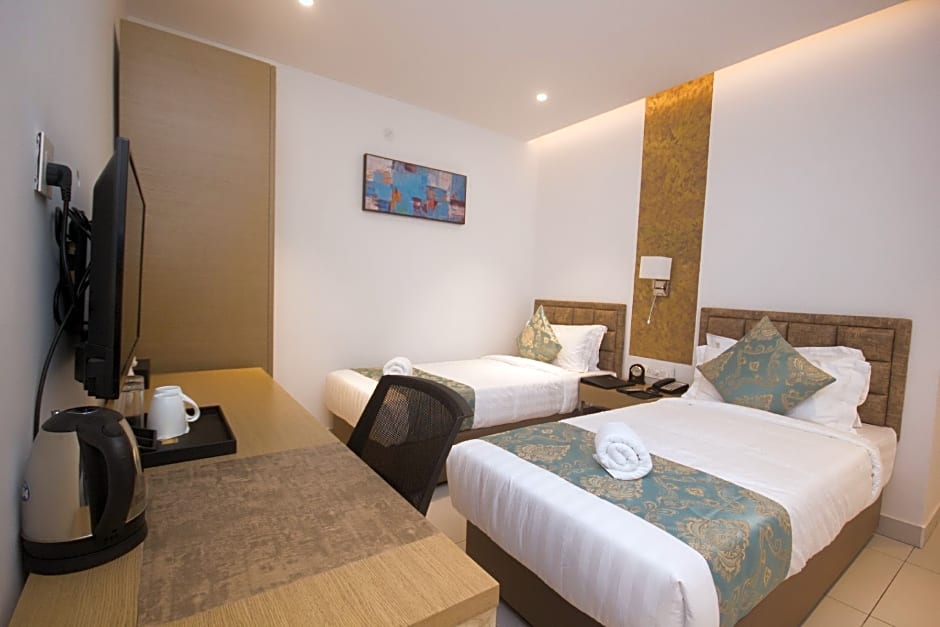 Vihaari 24 Business Hotel
