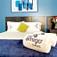 Hotel Amigo Suites