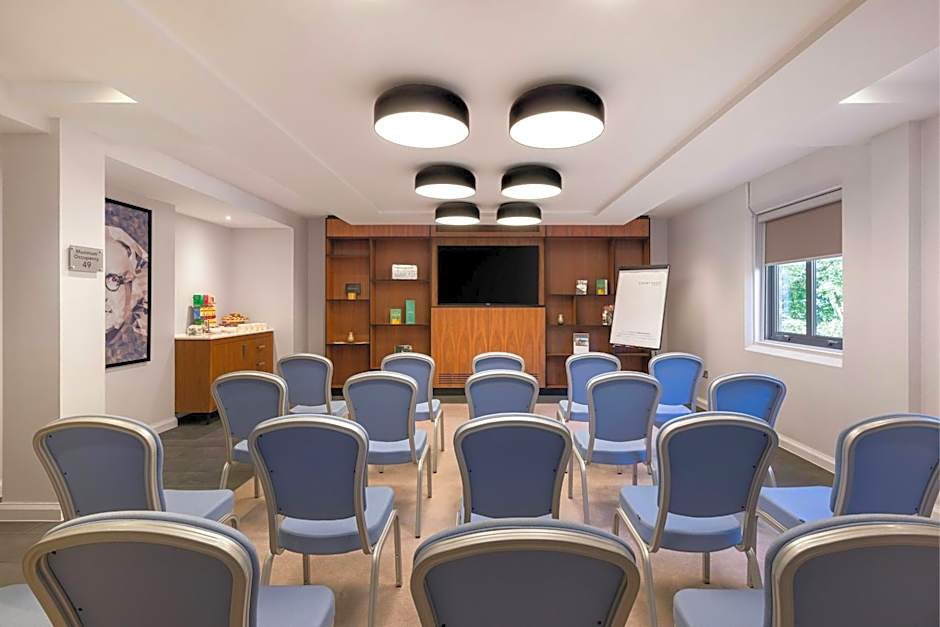 Courtyard by Marriott Glasgow Airport