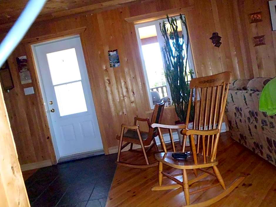 Gîte La Maison Chez J.P. Bed and Breakfast