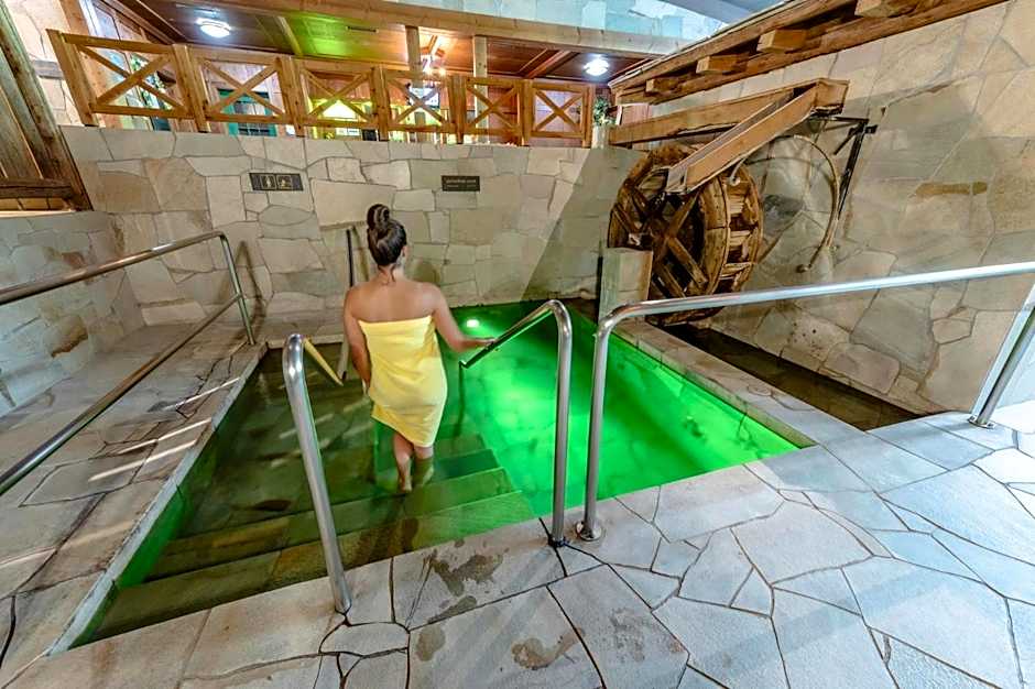 Thermal Hotels & Walliser Alpentherme Leukerbad